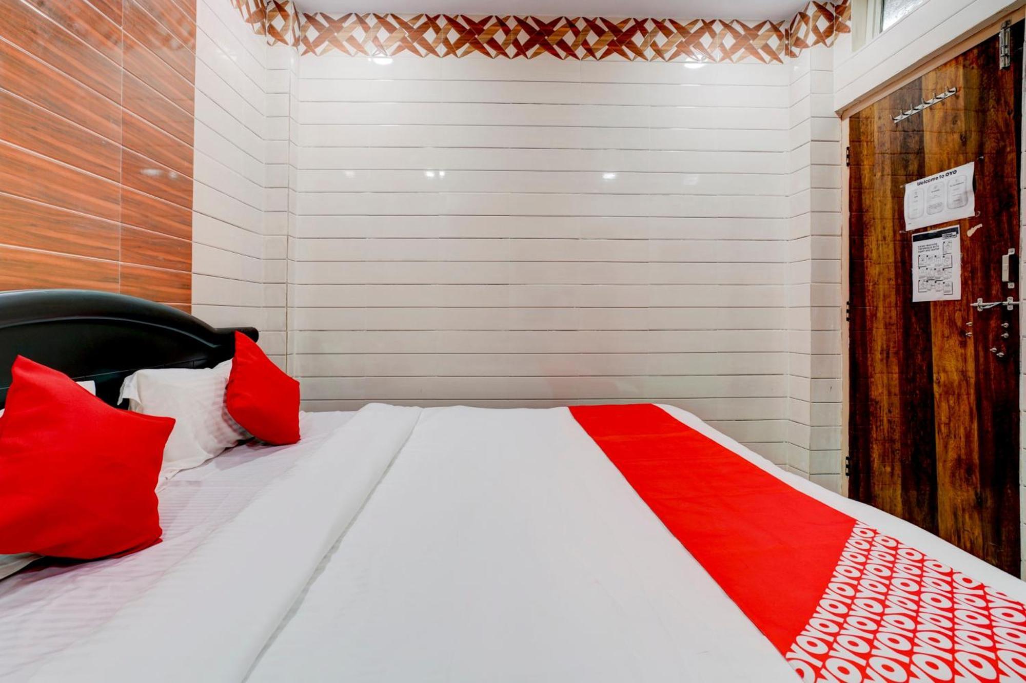 OYO HYD1516 Hotel Aroma Classic Hyderabad Exterior foto