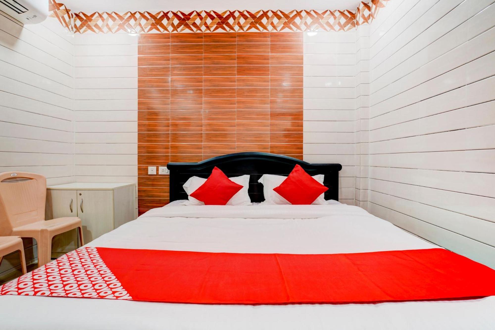 OYO HYD1516 Hotel Aroma Classic Hyderabad Exterior foto